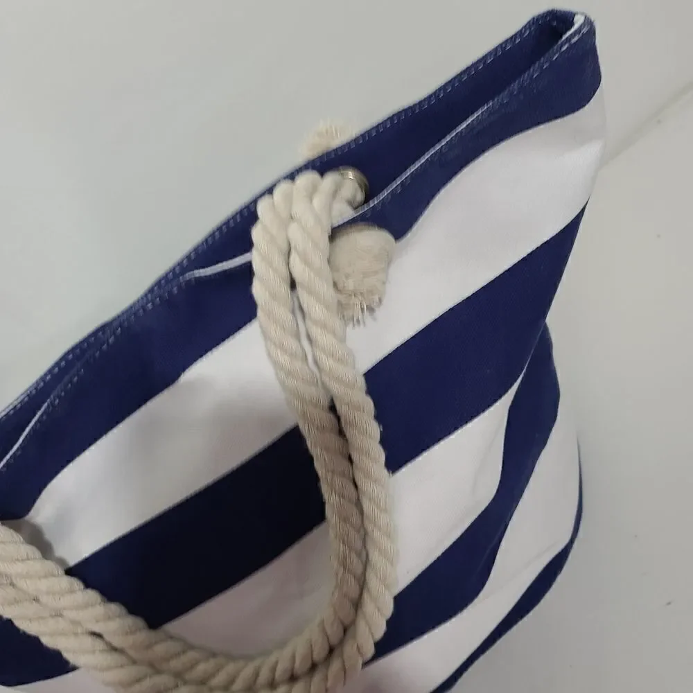 Risca Win blue & white striped Beach tote bag